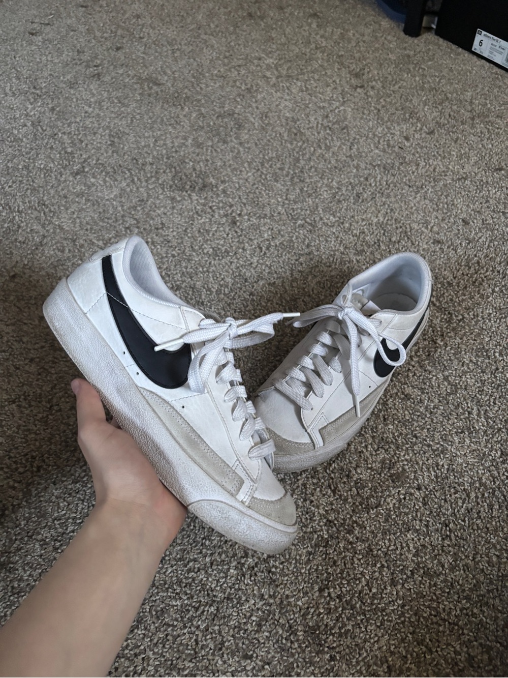 nike low blazers